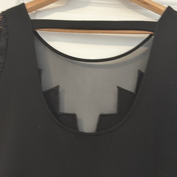 New Elastic and versatile short Yamamay black dress will enhance you shape, Sz L - Picture 3 of 5